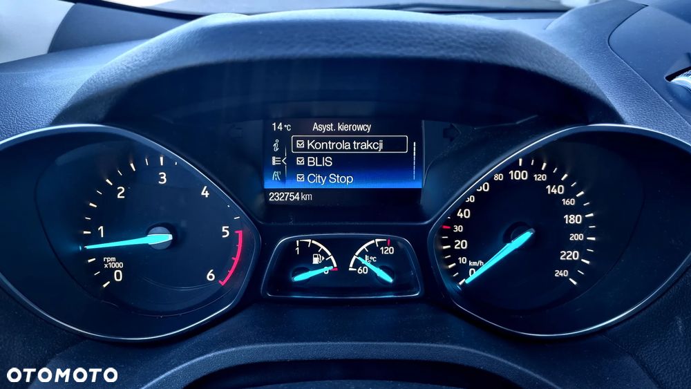 Ford Kuga 2.0 TDCi 4x2 Titanium - 30