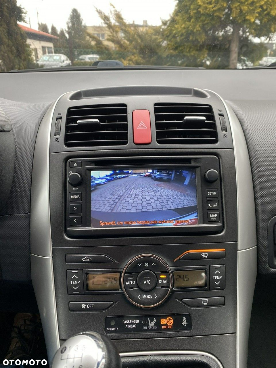 Toyota Auris 2.0 D-4D Prestige - 17