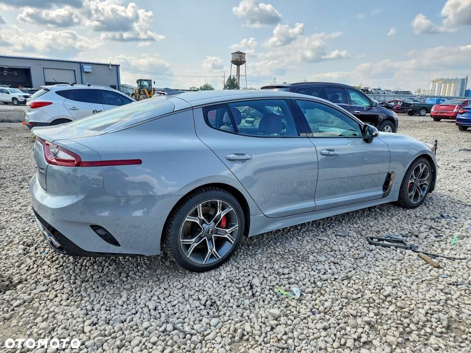 Kia Stinger 3.3 T-GDI AWD GT - 4
