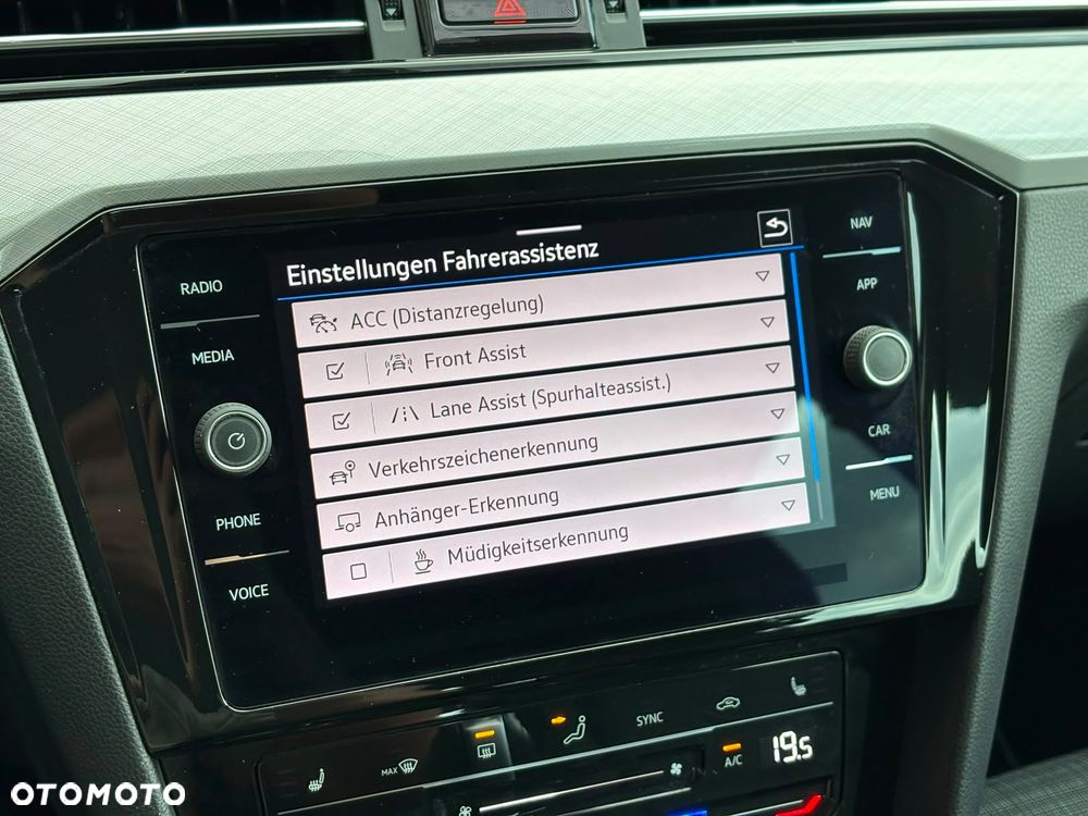 Volkswagen Passat 2.0 TDI BMT Comfortline DSG7 - 19