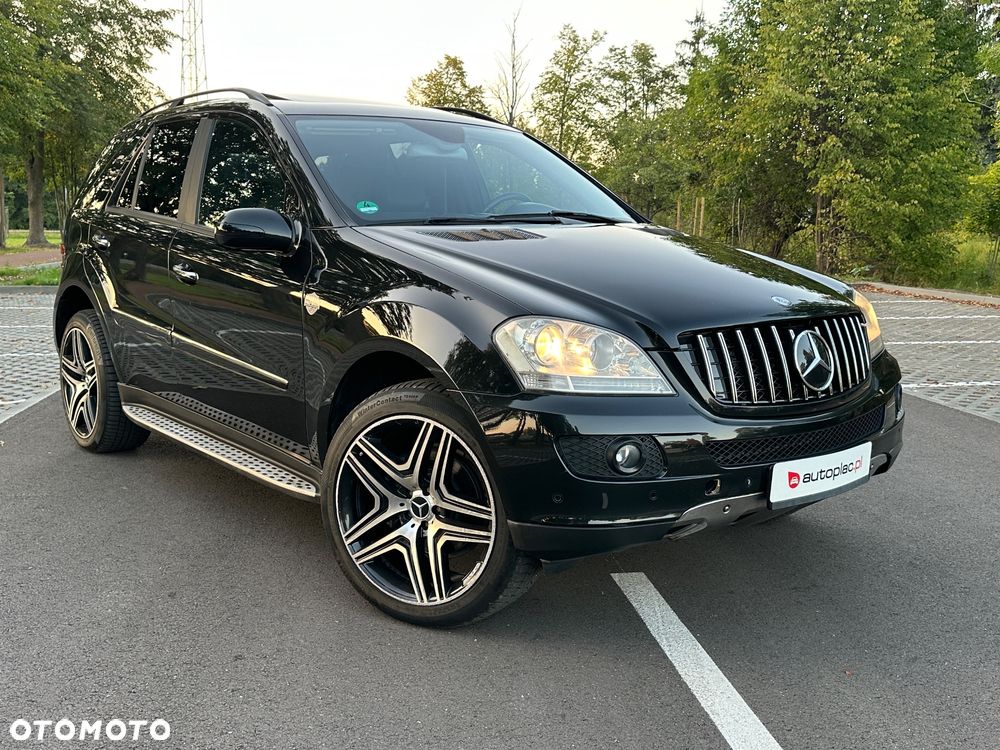 Mercedes-Benz ML - 21