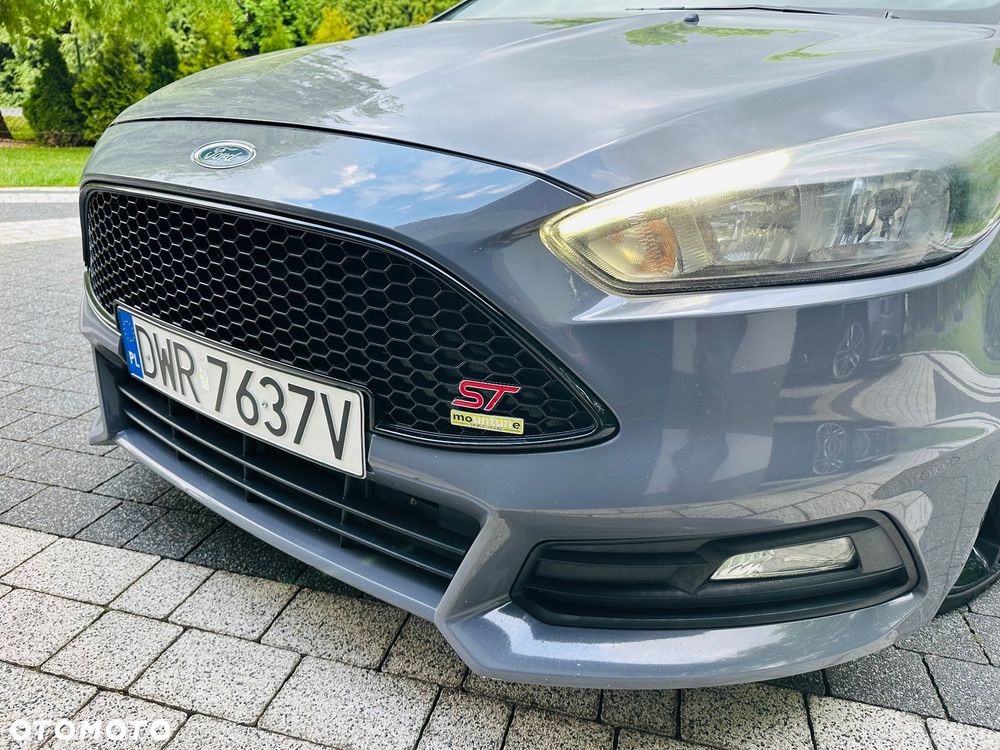 Ford Focus 2.0 TDCi ST mit Leder-Sport-Paket - 19