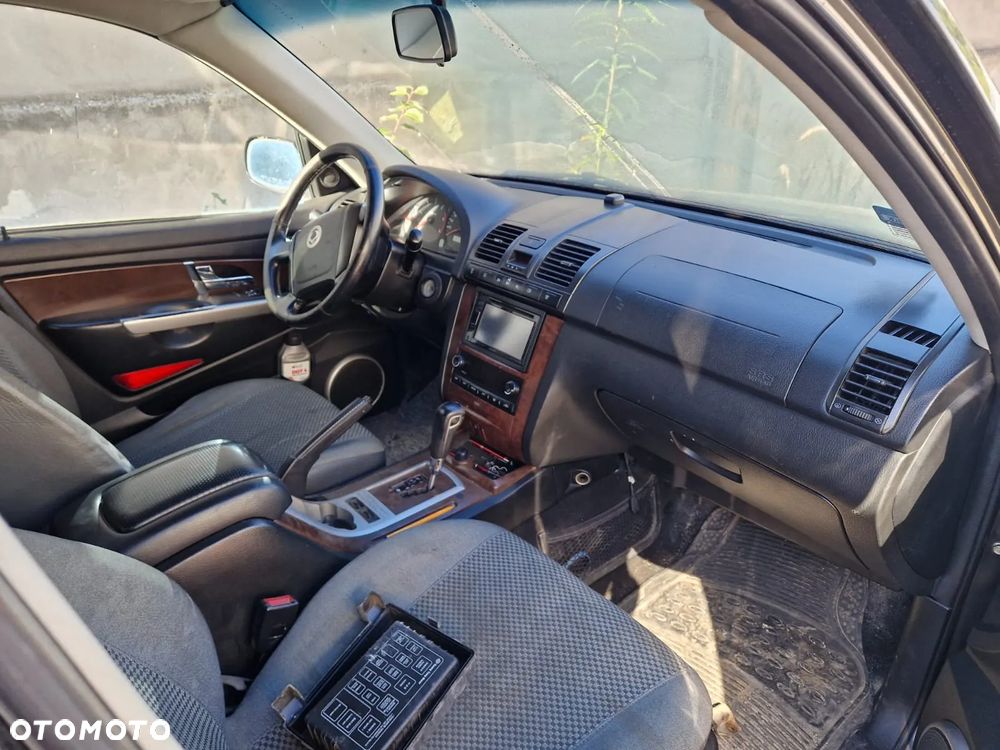 SsangYong/KGM Rexton - 4