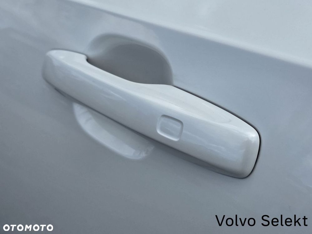 Volvo V90 Cross Country - 37