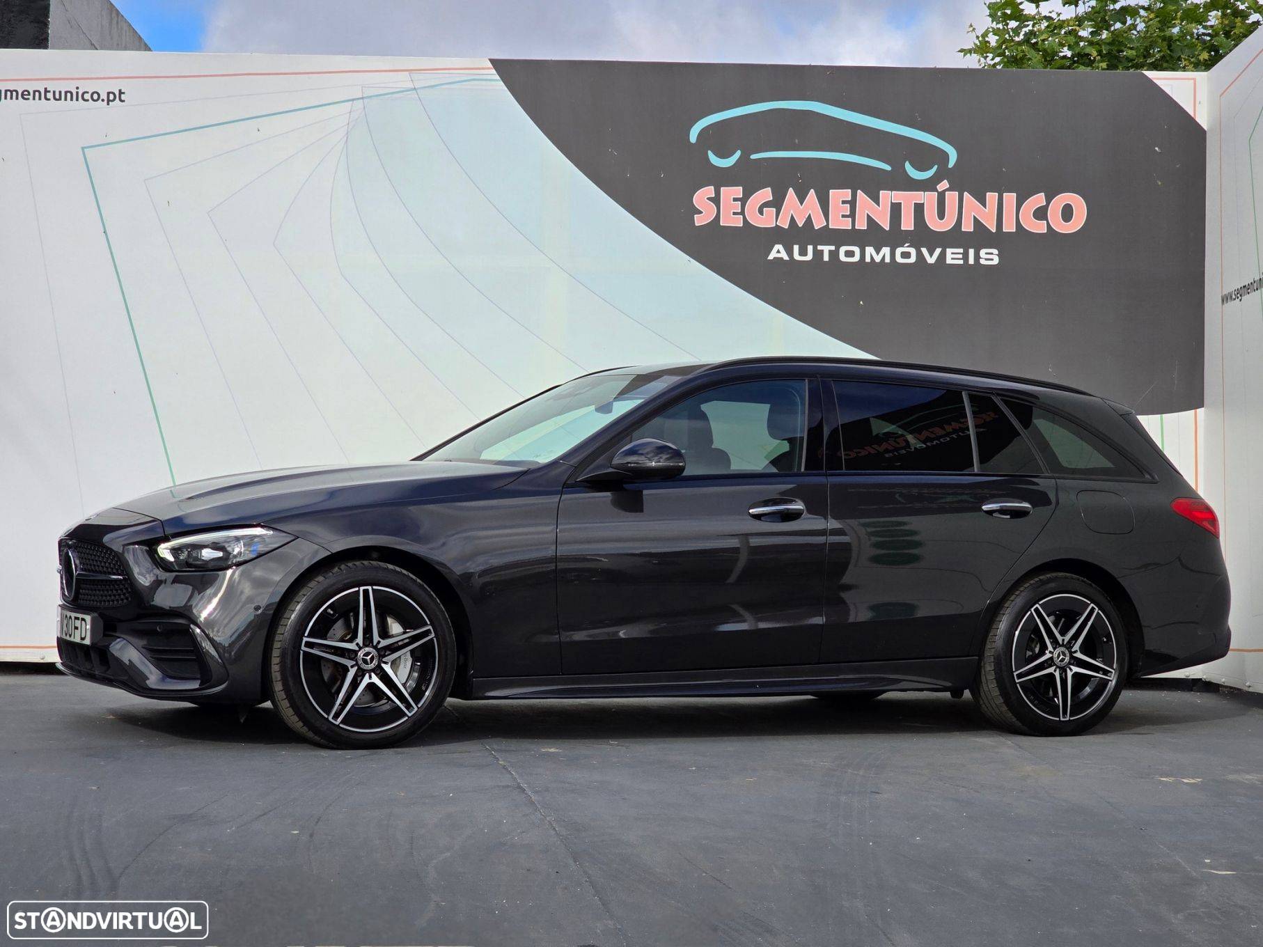 Mercedes-Benz C 300 e AMG Line - 2