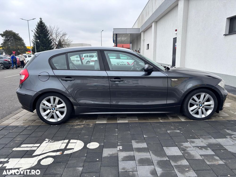 BMW Seria 1 120d DPF - 13