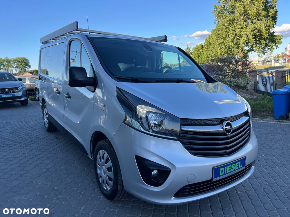 Opel Vivaro - 8