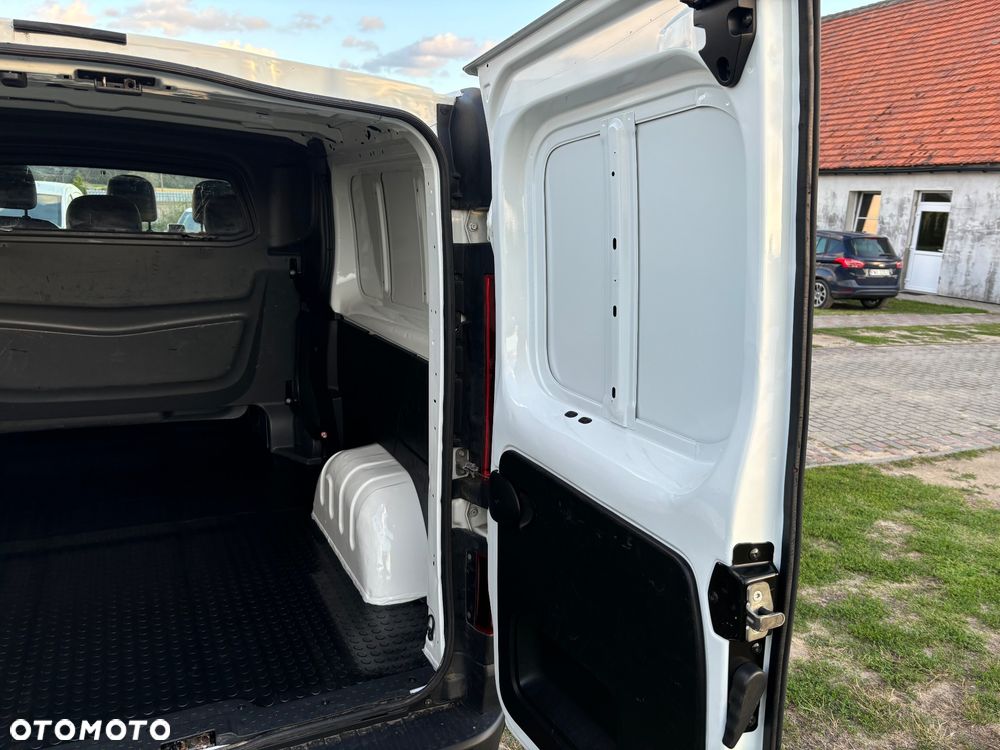 Renault Trafic - 15