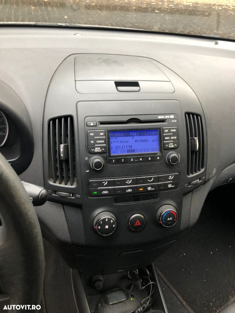 Dezmembrez Hyundai I30 2008 benzina gri inchis - 17