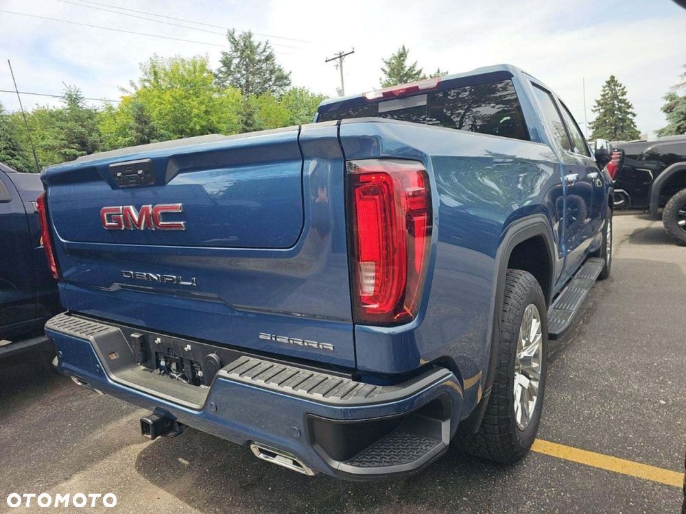 GMC Sierra - 5