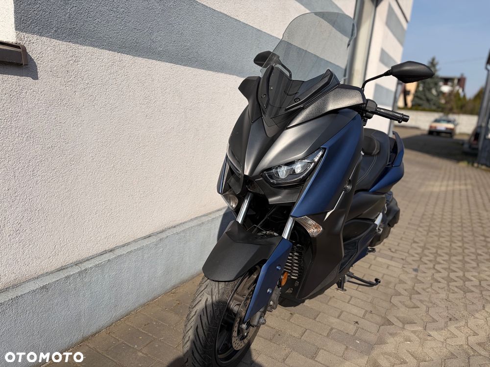 Yamaha X-max - 3