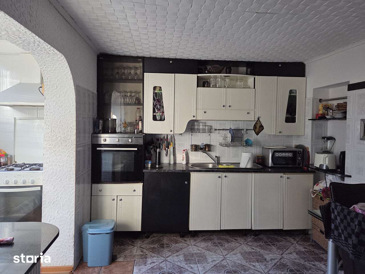 Casa P+M zona linistita Adjud - Imagine principală: 5/16