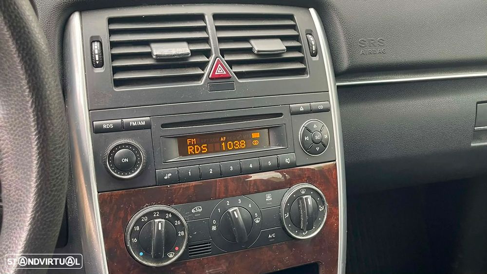 Mercedes-Benz B 150 Standard - 17