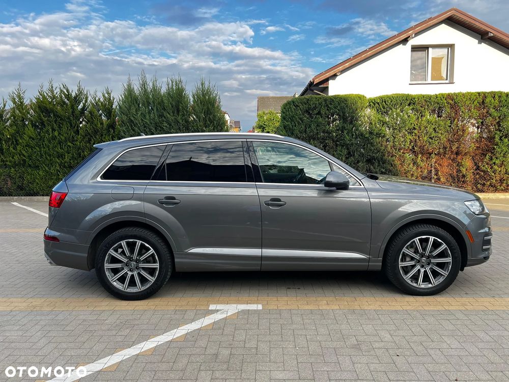Audi Q7 - 6