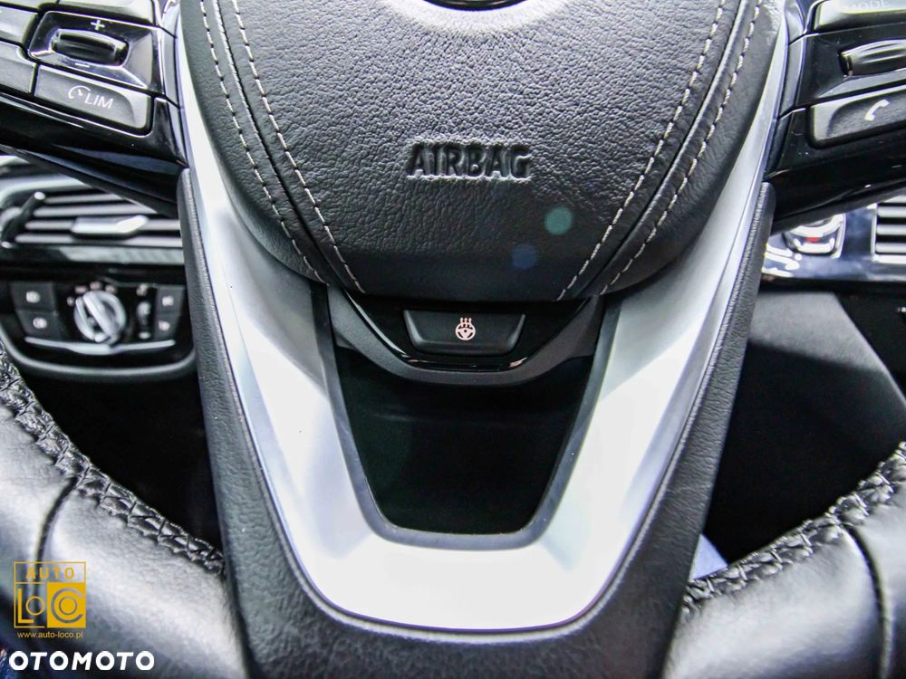 BMW Seria 5 520d M Sport Edition - 33