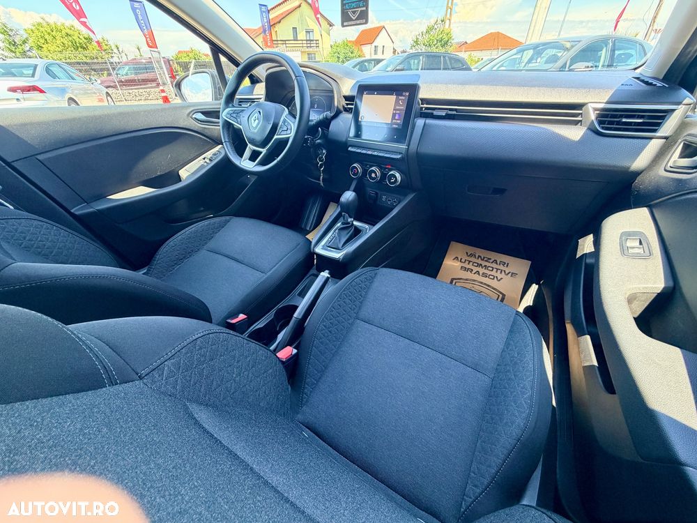 Renault Clio E-TECH 140 INTENS - 9