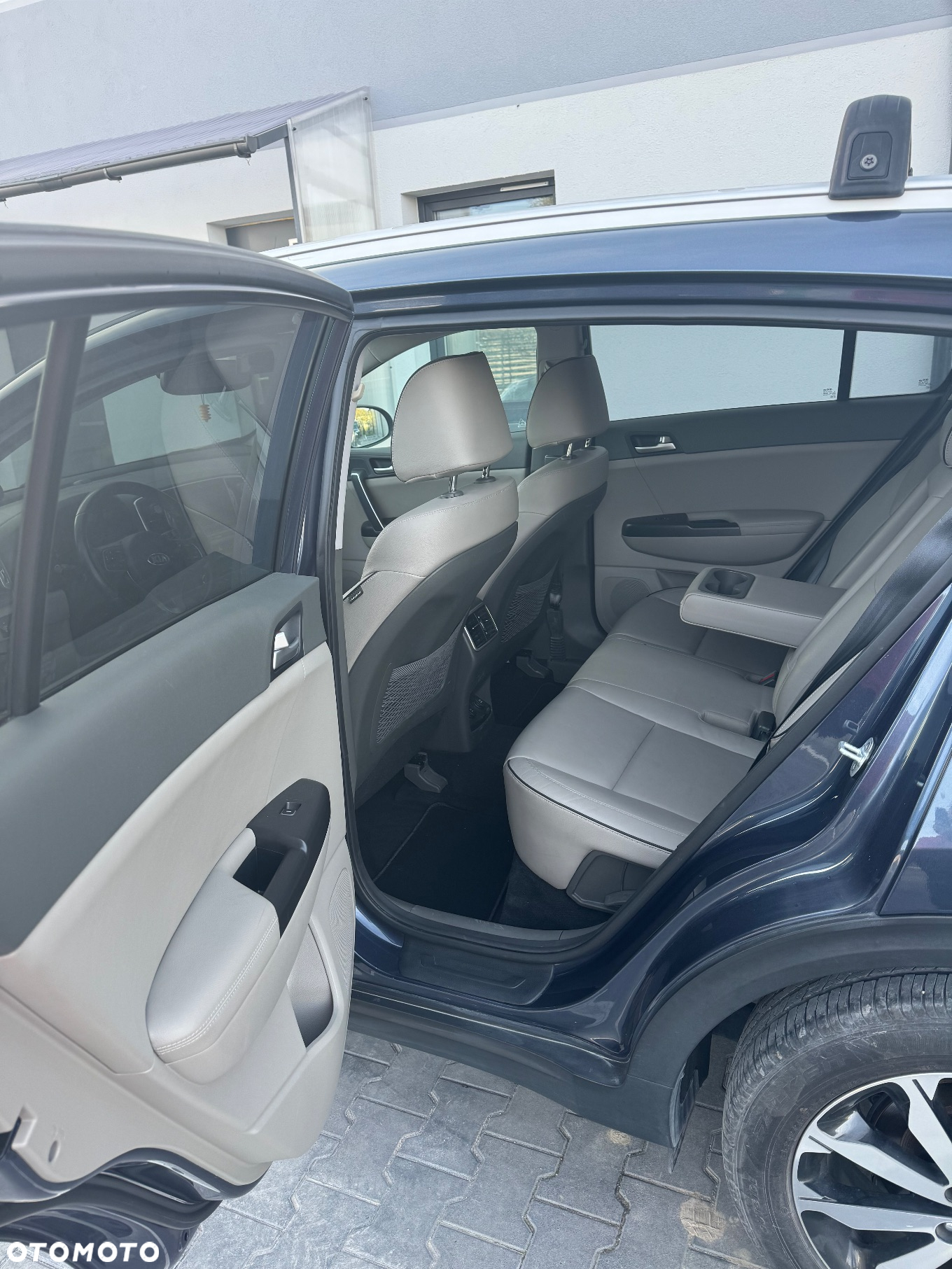 Kia Sportage 1.6 T-GDI 2WD DCT SPIRIT - 14