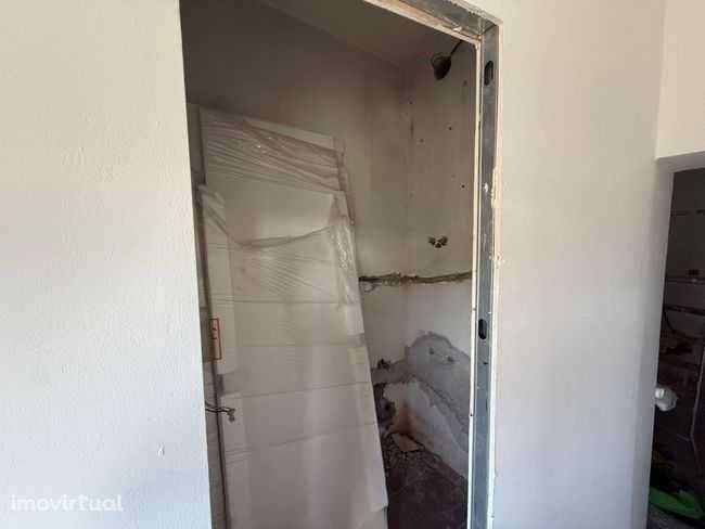 T2 Campo de Ourique, onde pode dar asas à sua imaginação - Grande imagem: 5/7