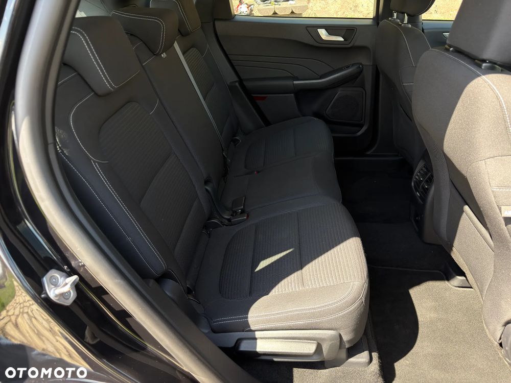 Ford Kuga 2.5 Duratec FHEV TITANIUM - 35