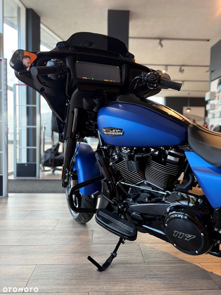 Harley-Davidson Touring Street Glide - 3
