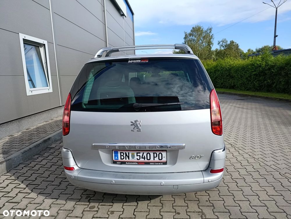 Peugeot 807 HDi 135 Premium - 18