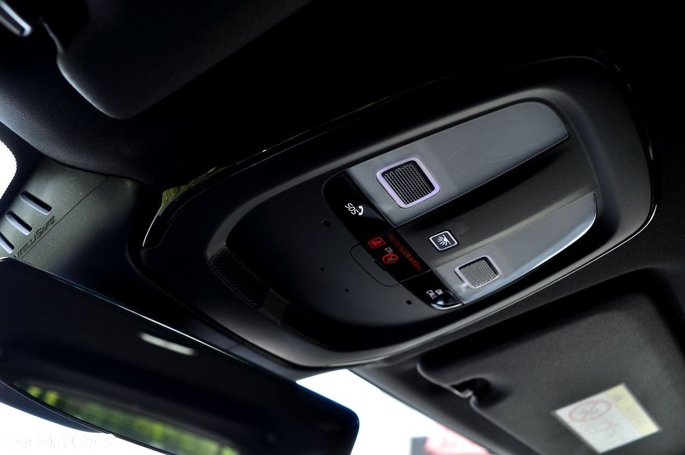 Volvo XC 60 B4 D AWD Geartronic RDesign - 29