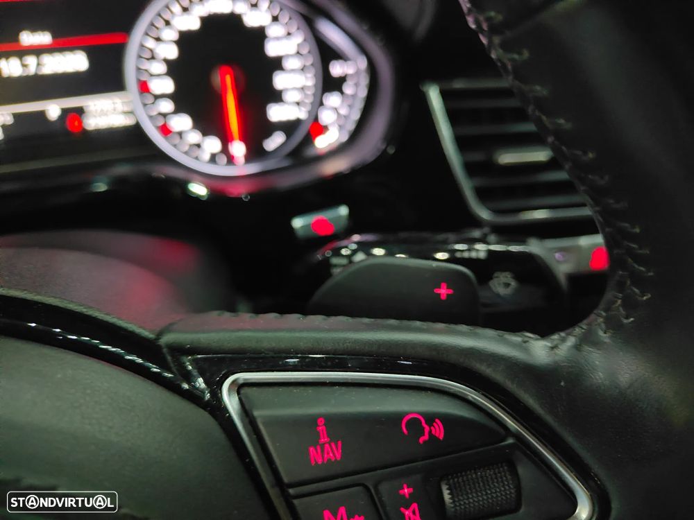 Audi A8 3.0 TDI V6 quattro - 15