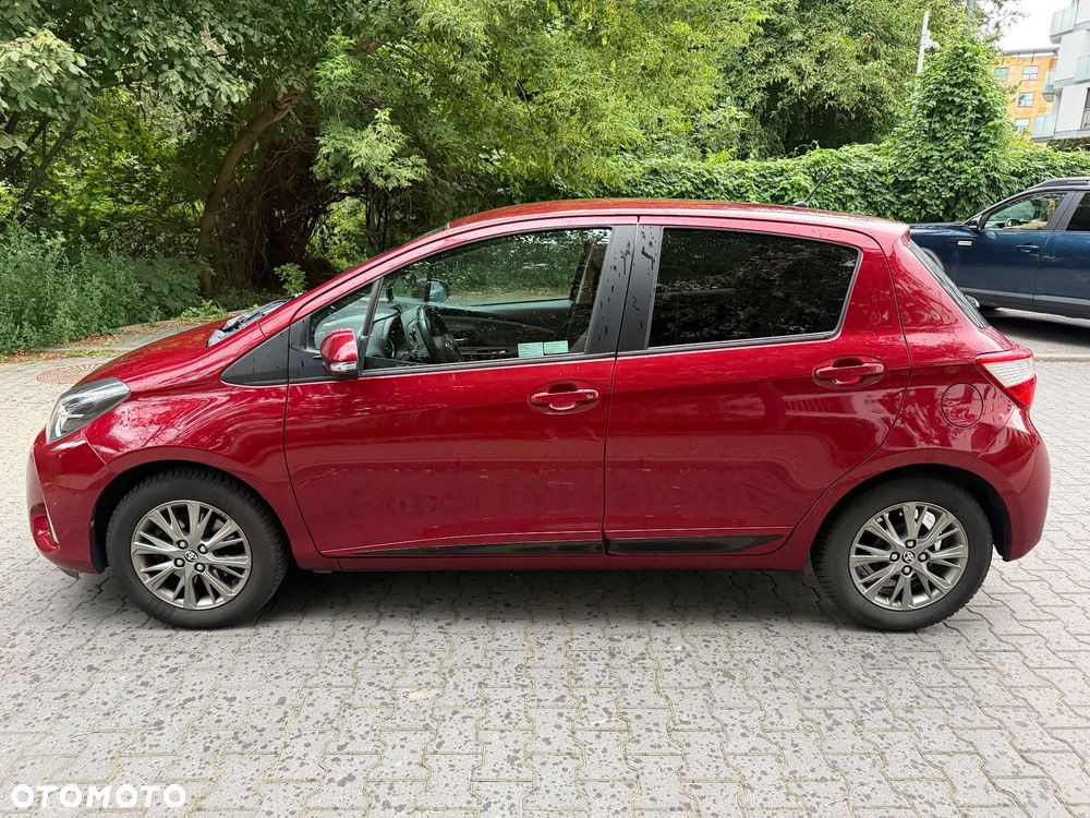 Toyota Yaris 1.5 Premium - 3