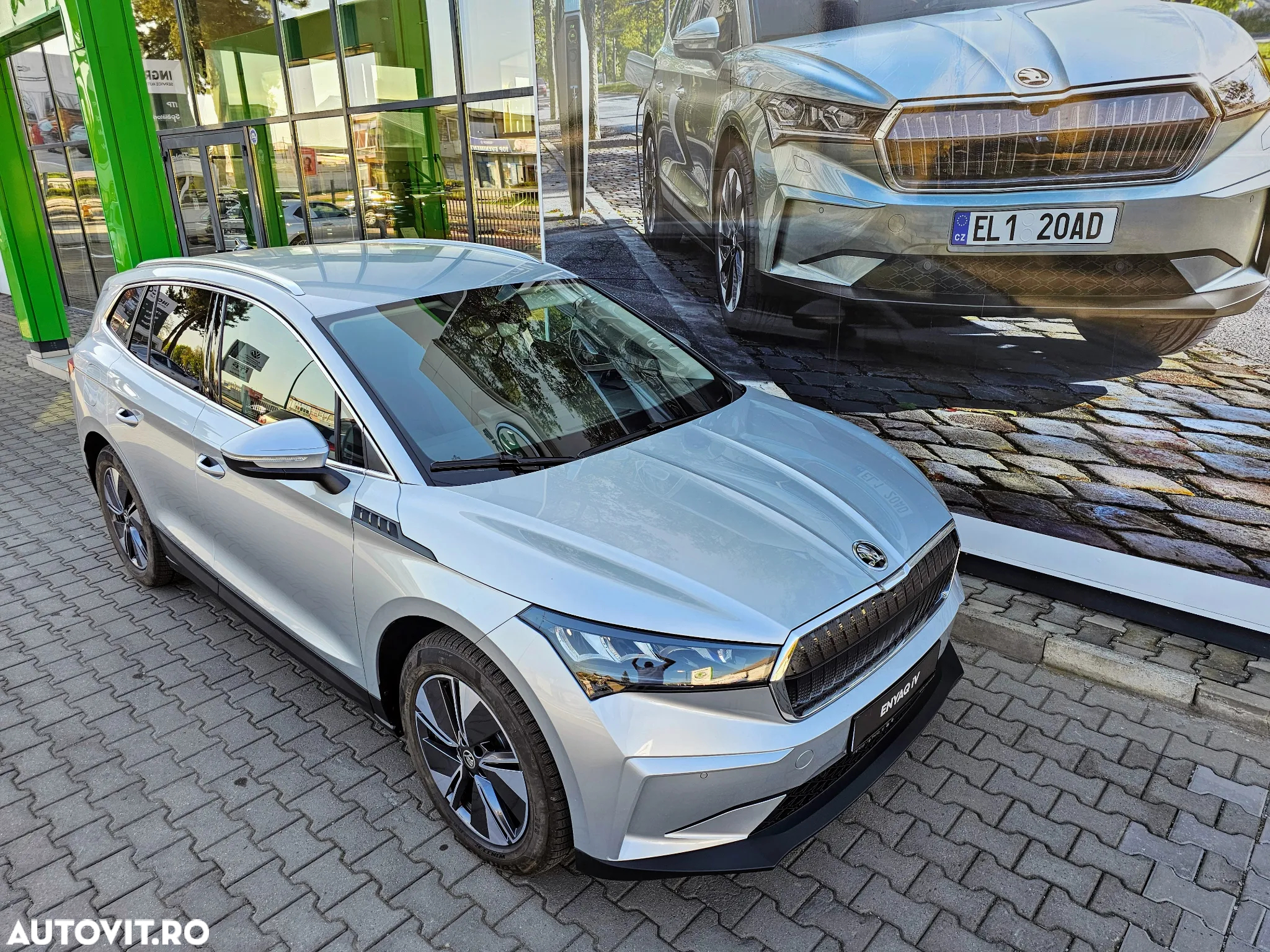 Skoda Enyaq iV Electric 80 - 2