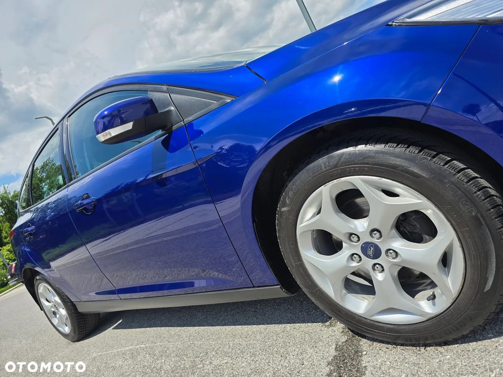 Ford Focus - 32