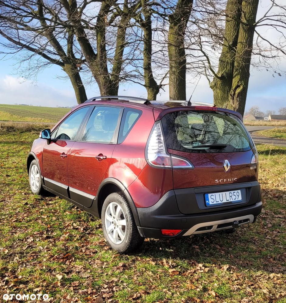 Renault Scenic Energy TCe 115 S&S Xmod Bose Edition - 11