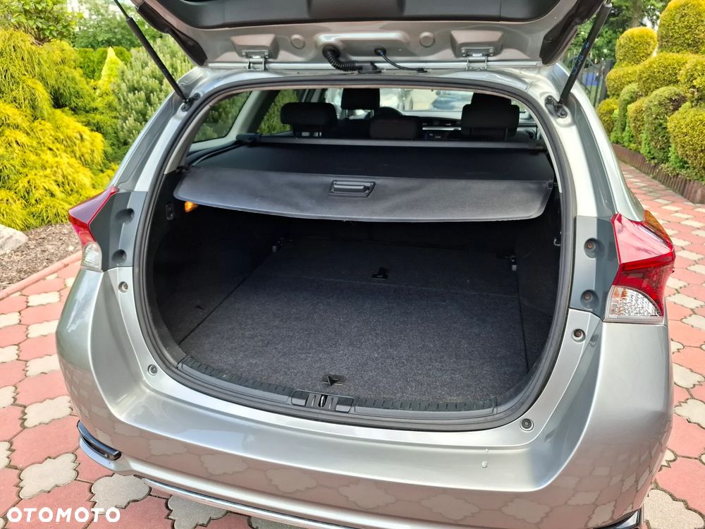 Toyota Auris - 21