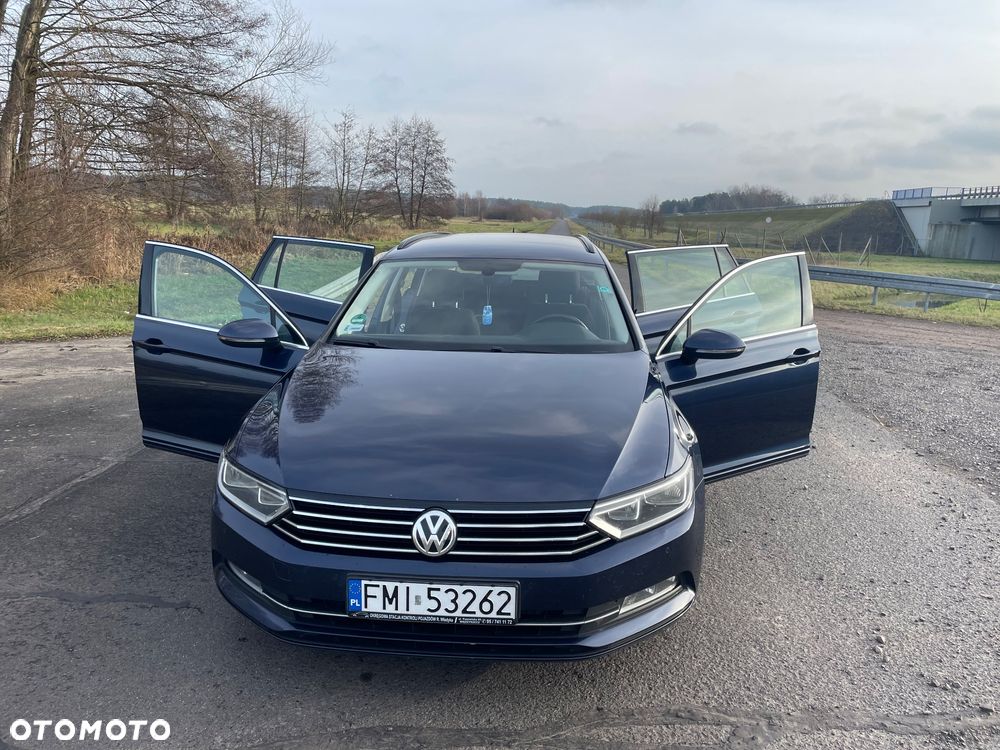 Volkswagen Passat - 12