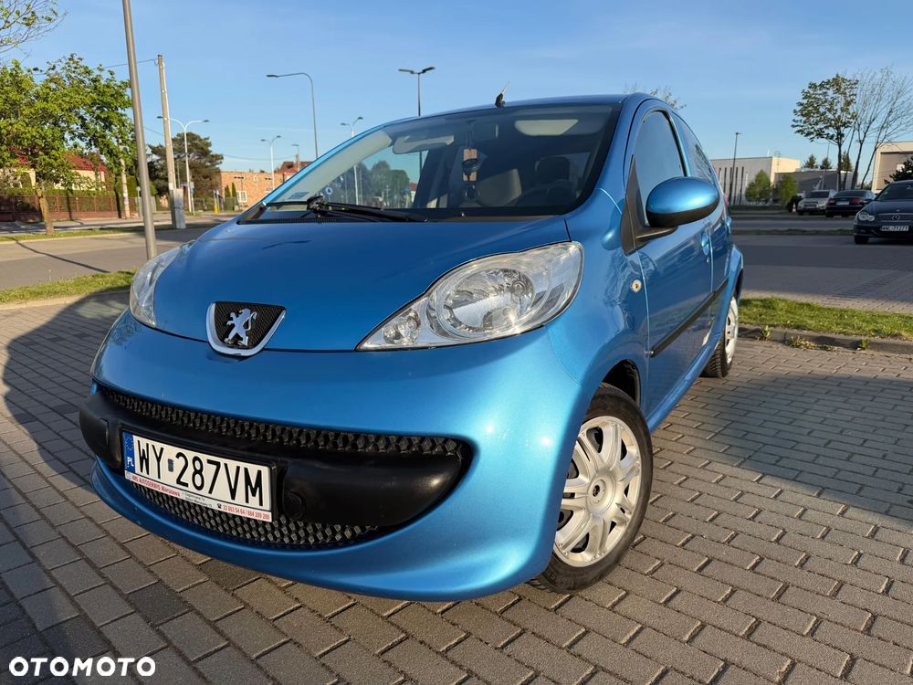 Peugeot 107 1.0 Trendy 2-Tronic - 2