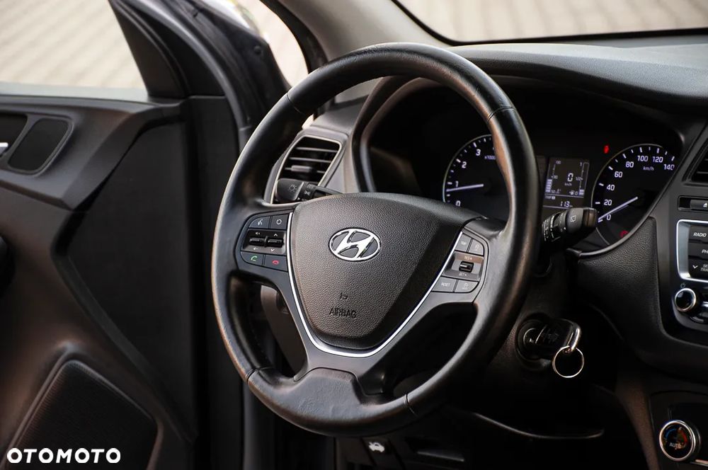 Hyundai i20 blue 1.2 Advantage+ - 7