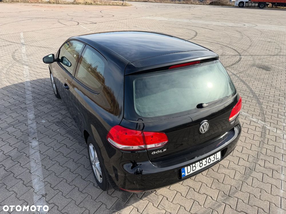 Volkswagen Golf 1.6 TDI DPF Comfortline - 11