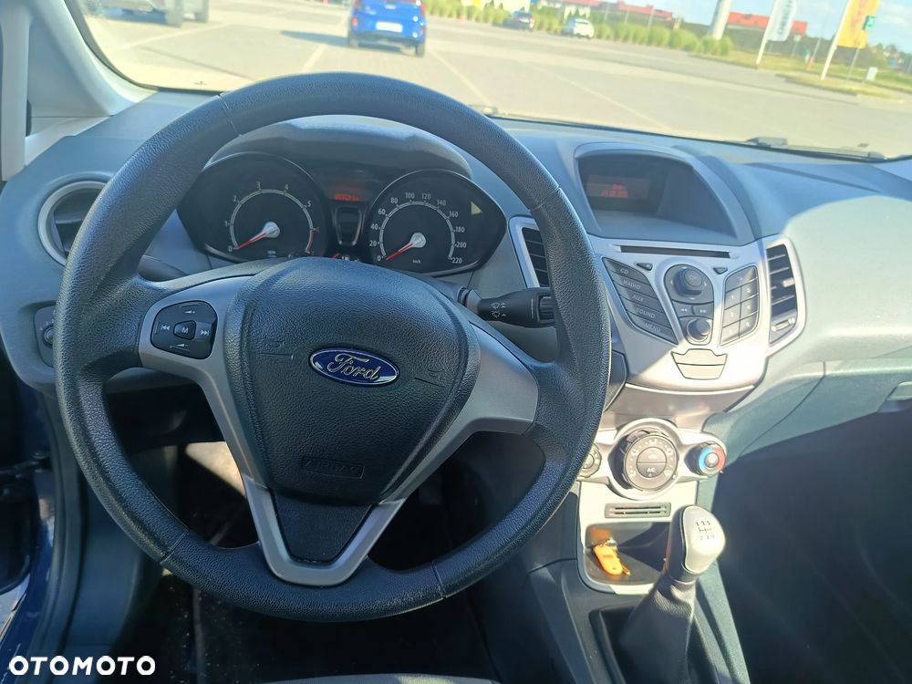 Ford Fiesta 1.25 Ambiente - 12