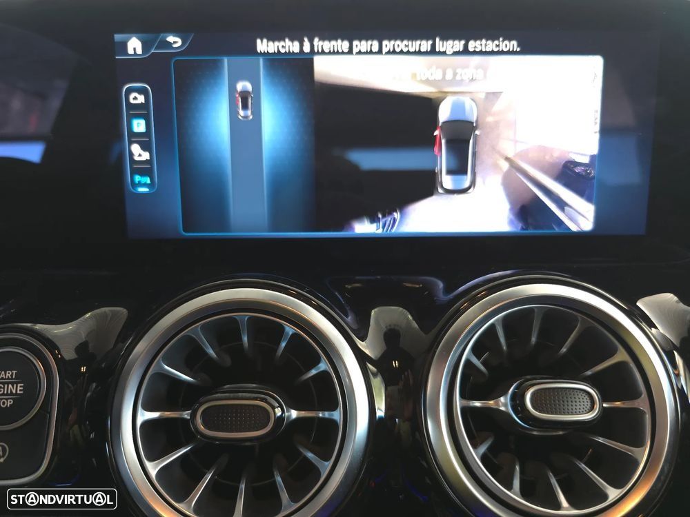 Mercedes-Benz GLA 180 d AMG Line - 14