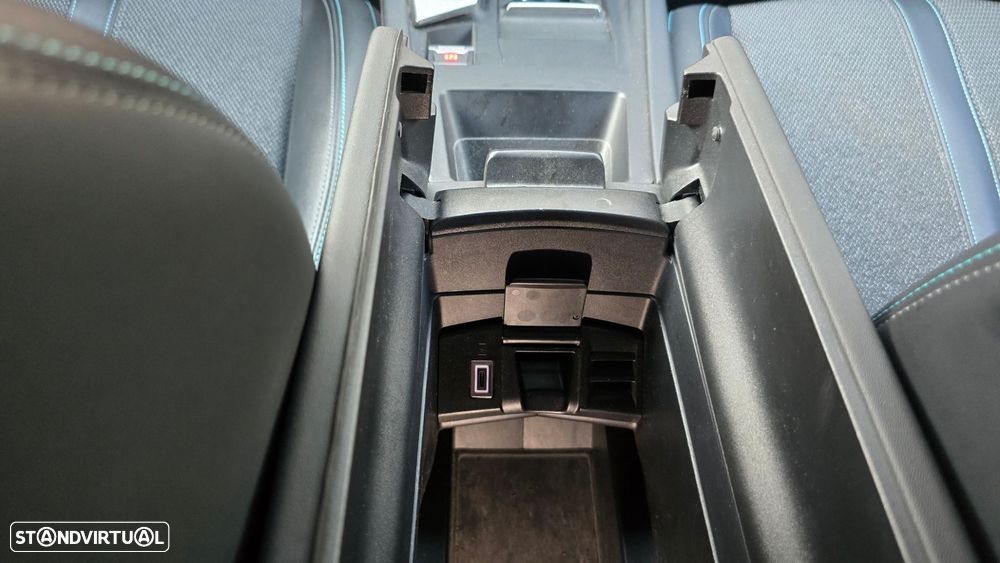 Peugeot 308 SW 1.5 BlueHDi Allure Pack EAT8 - 52