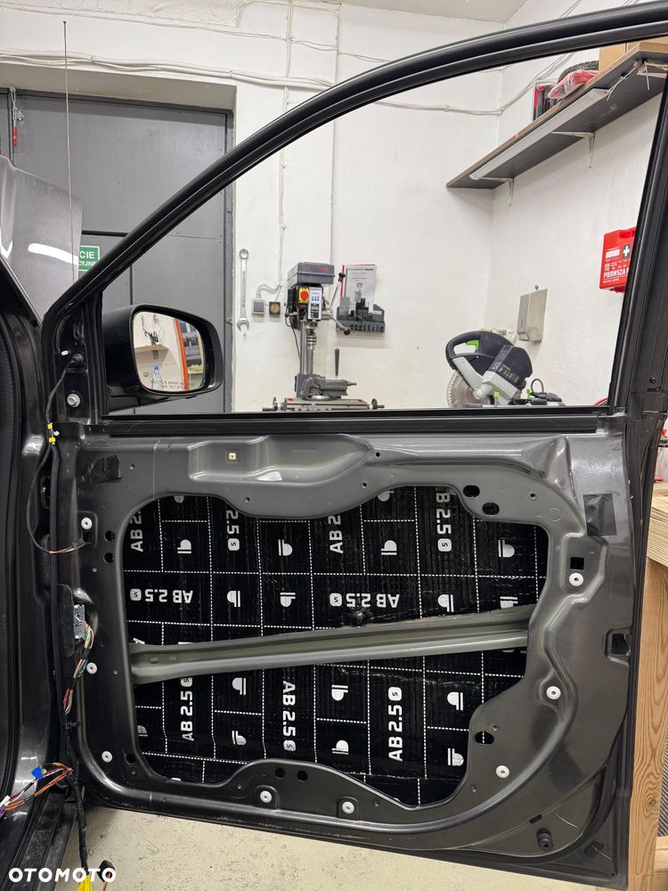 Dodge Grand Caravan - 15