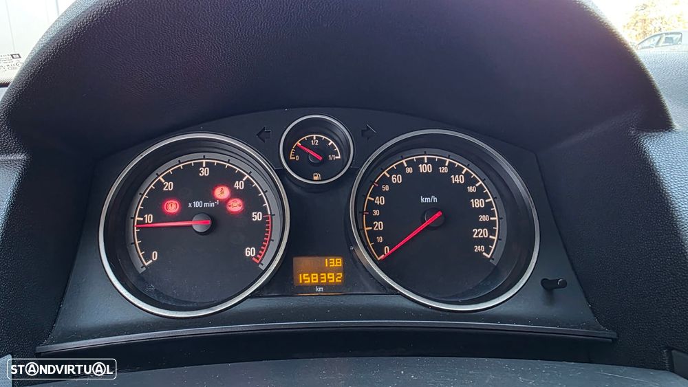 Opel Astra 1.3 CDTI Enjoy EcoFLEX - 22