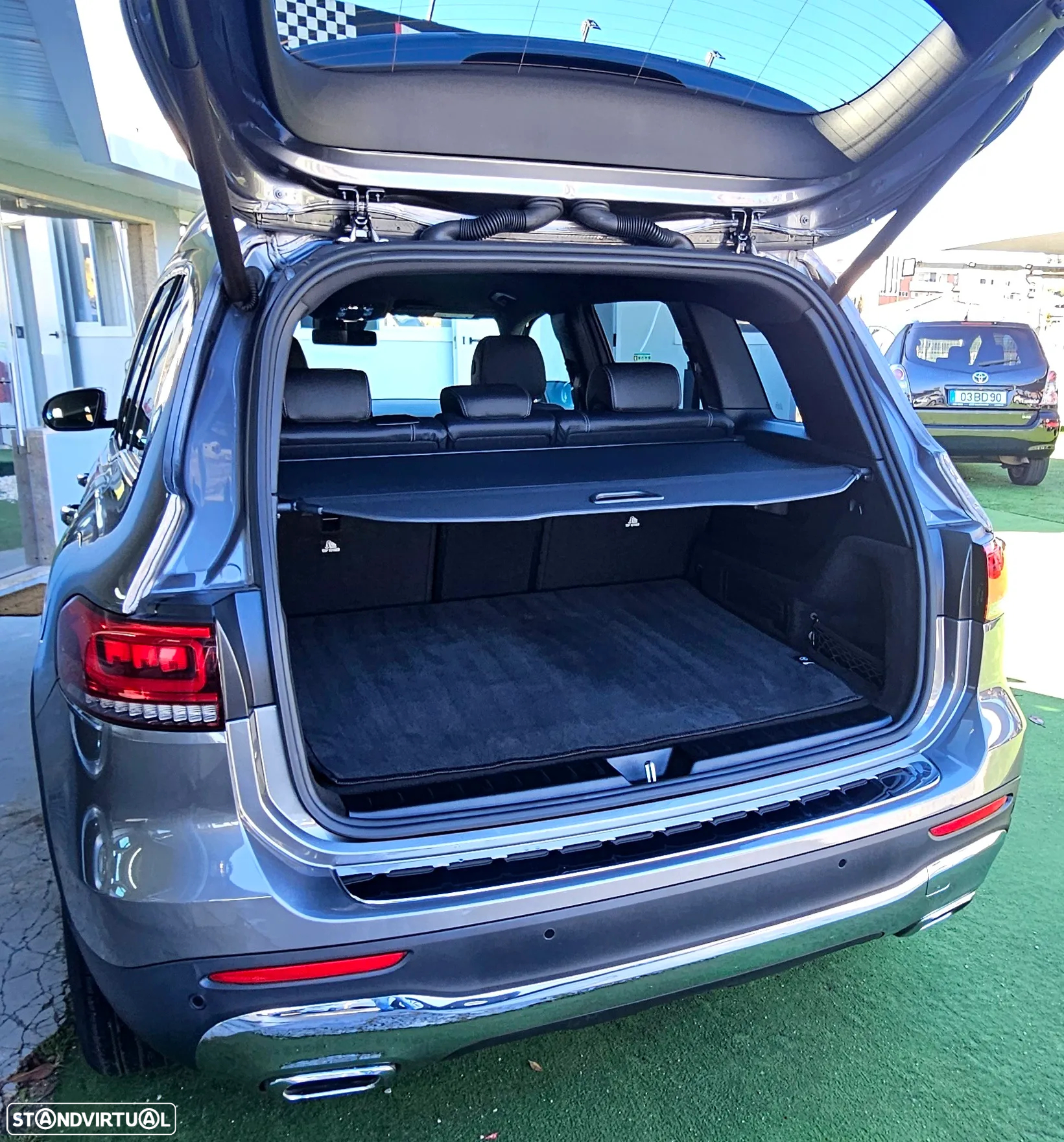 Mercedes-Benz GLB 180 d Progressive - 40