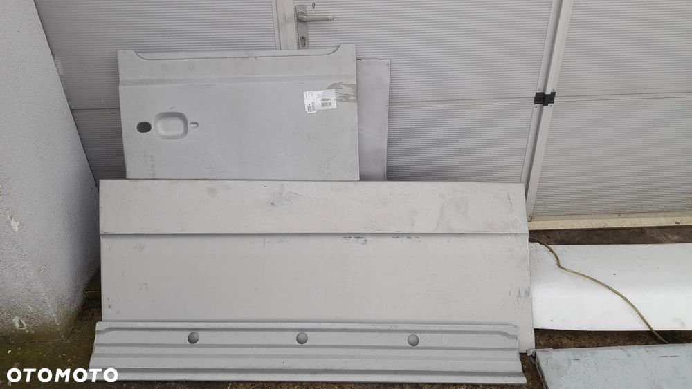 BłOTNIK TYLNY LEWY PRAWY MERCEDES KACZKA T1 - 2