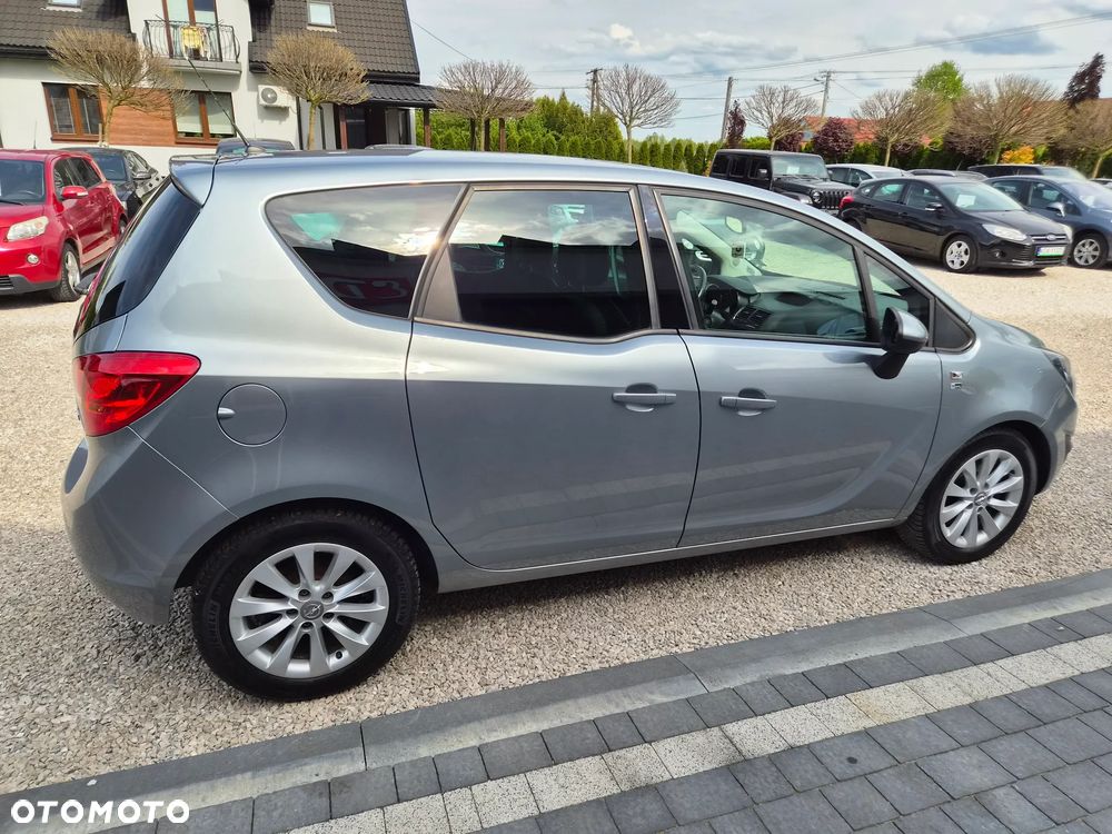 Opel Meriva - 9