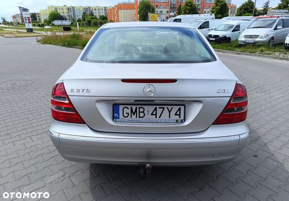 Mercedes-Benz Klasa E - 5