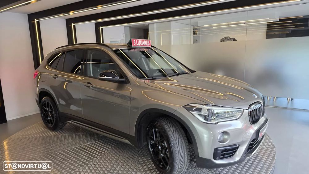 BMW X1 18 d sDrive Auto Line Sport - 18
