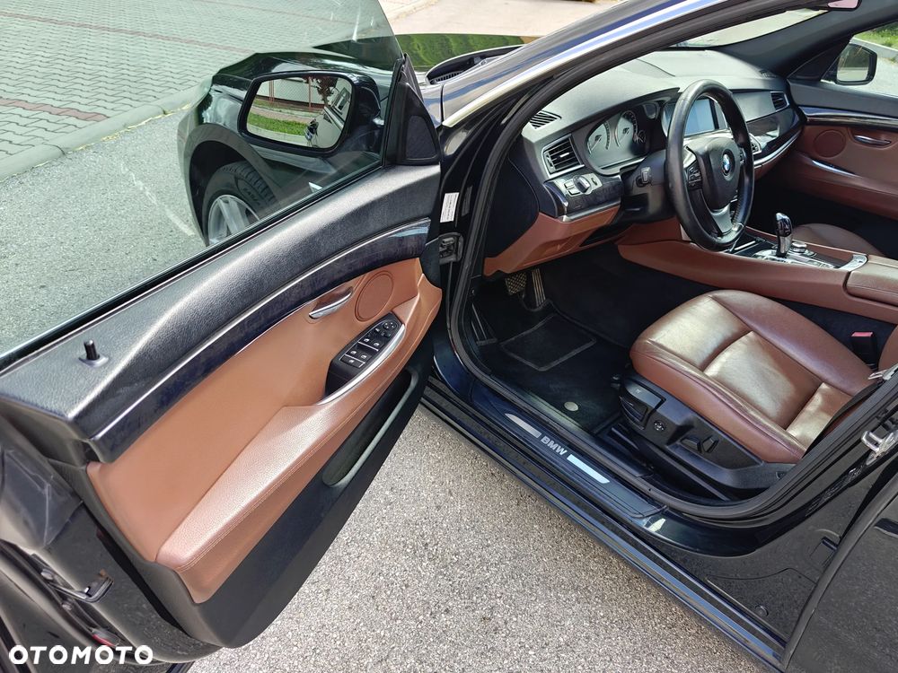BMW Seria 5 535i - 15