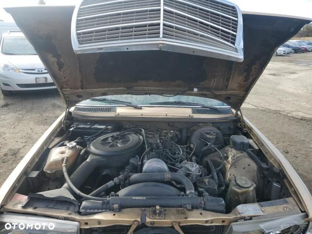 Mercedes-Benz W123 - 9