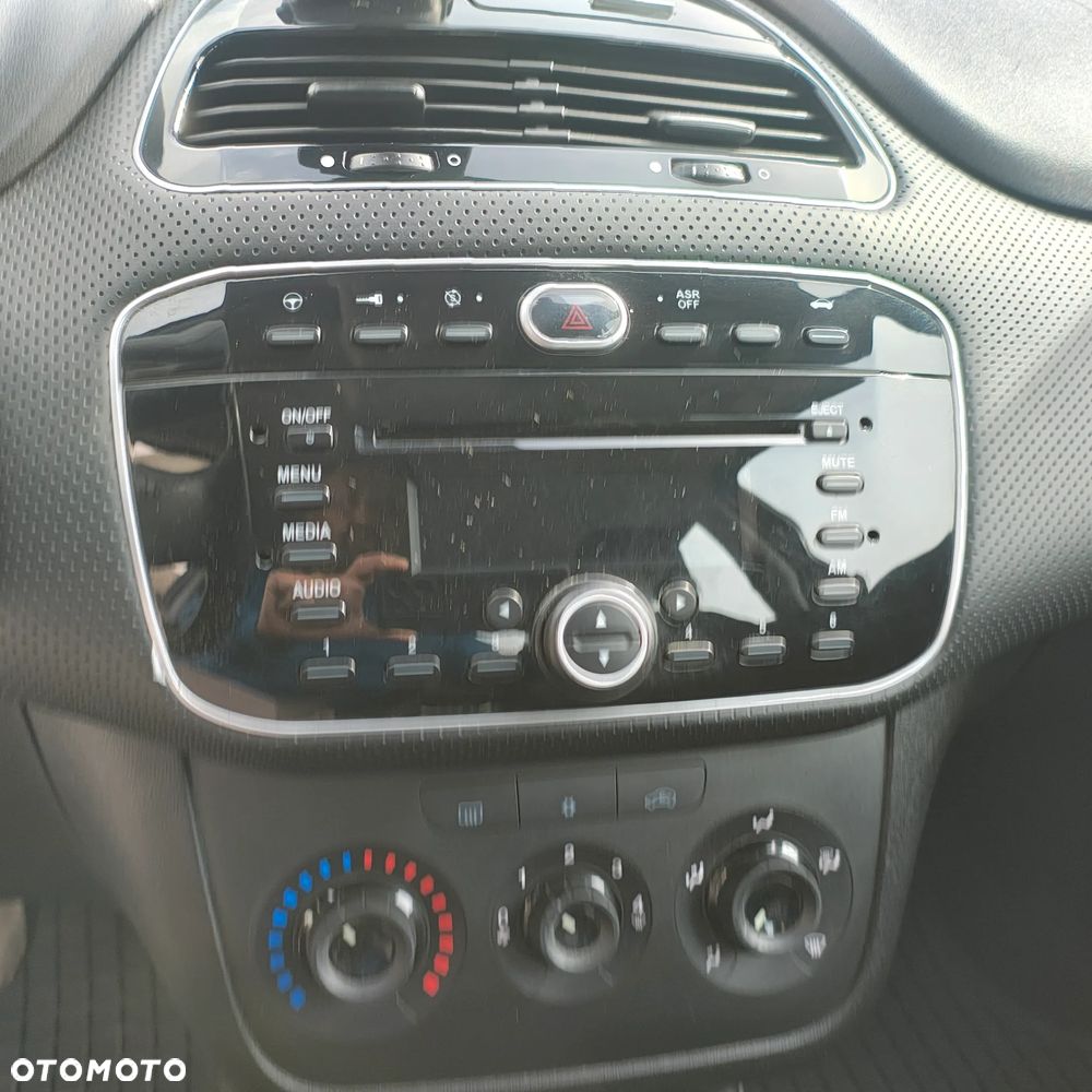 Fiat Punto 1.4 Estiva S&S - 14