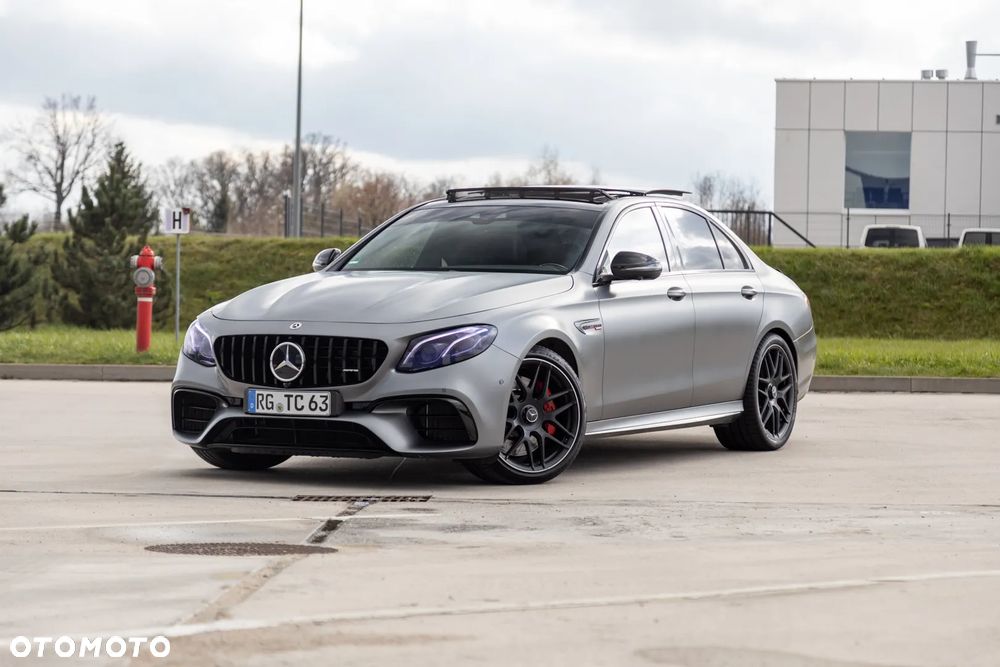 Mercedes-Benz Klasa E AMG 63 S 4-Matic+ - 8